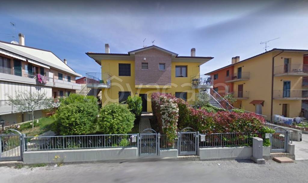 Appartamento in vendita a Montecalvo in Foglia