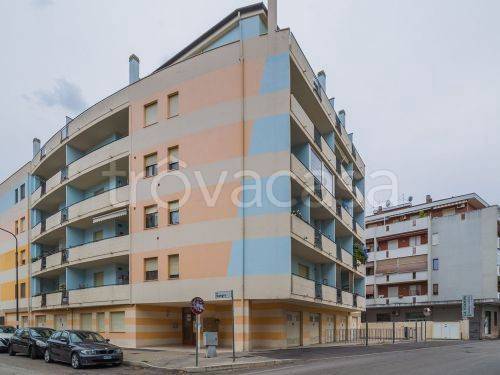 Appartamento in vendita a Pescara via Aterno, 47