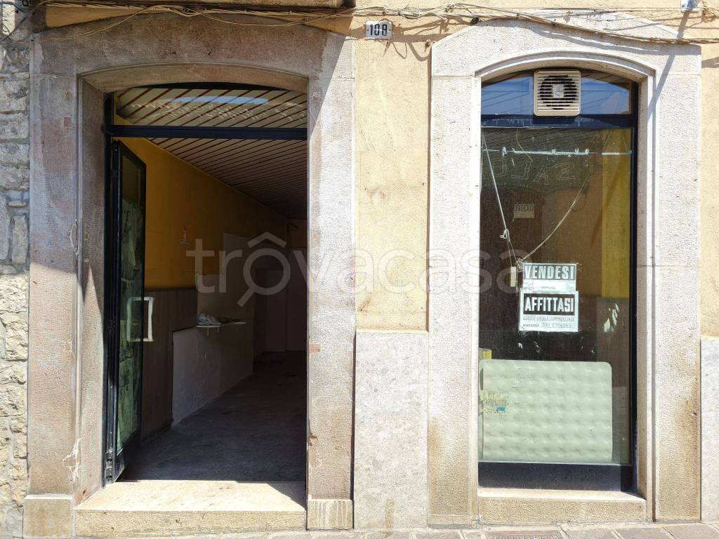 Bar in in vendita da privato ad Avigliano corso Emanuele Gianturco, 108