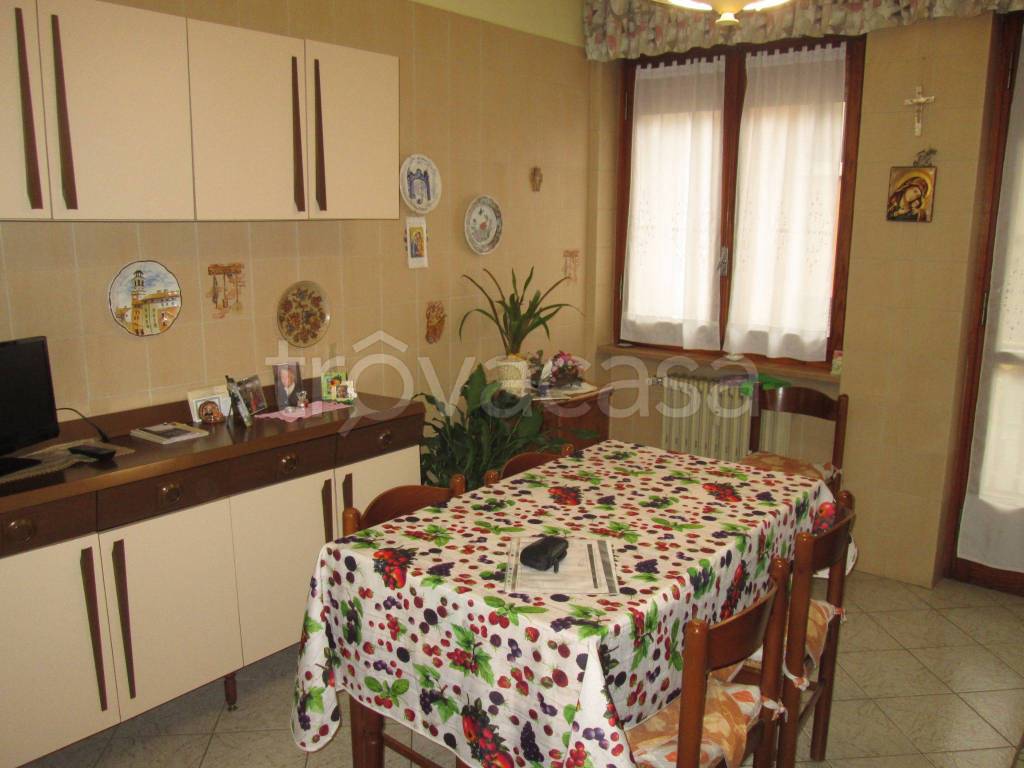 Appartamento in vendita a Borgo San Dalmazzo piazza 11 Febbraio