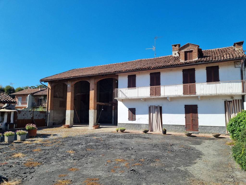 Casa Indipendente in vendita a Lamporo via Molino, 4