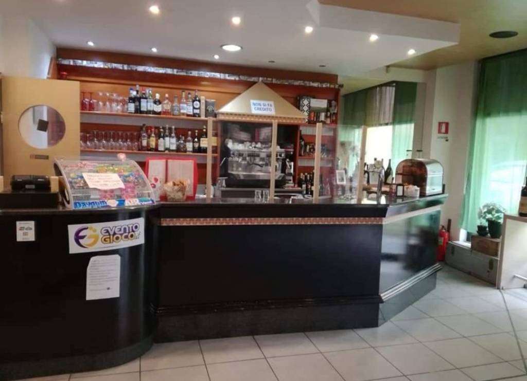 Bar in in vendita da privato a Bergamo via Giovanni Carnovali, 80B