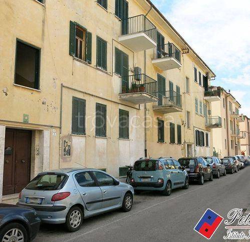 Appartamento in vendita a Fondi via Giuseppe Ferrari 12