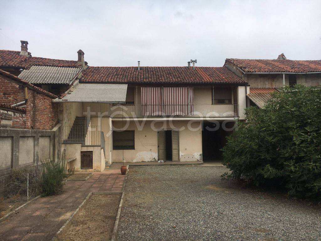 Villa in vendita a Mortara corso Giovanni Josti