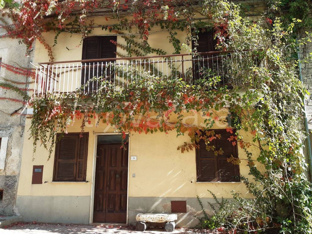 Casa Indipendente in in vendita da privato a Scoppito via della Fonte, 9