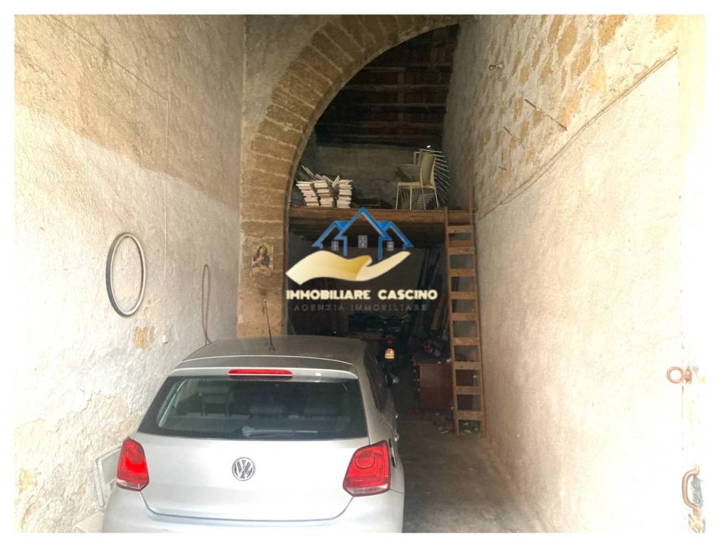 Garage in affitto ad Altavilla Milicia via Cesare Battisti