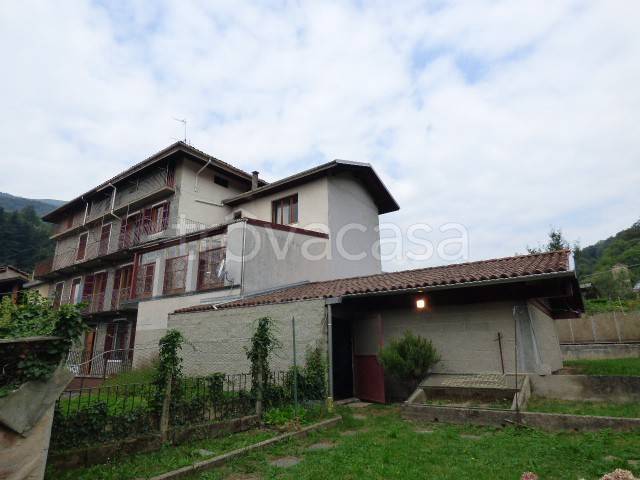 Villa Bifamiliare in vendita a Sagliano Micca via Giuseppe Garibaldi, 47