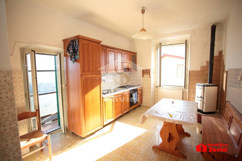 Appartamento in vendita a Lanuvio via Borgo San Giovanni