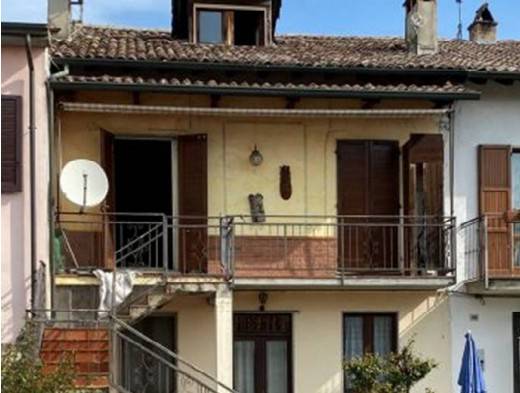 Appartamento all'asta a Verrua Po via Antonio Canova, 51