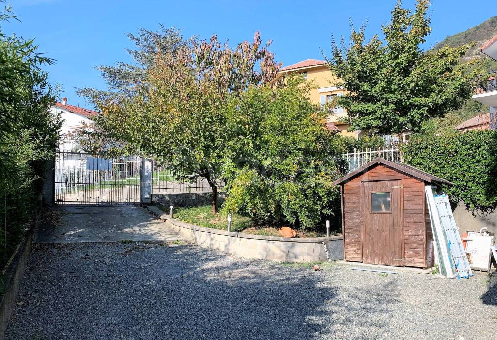 Appartamento in vendita a Casella via Vaccarezza, 24