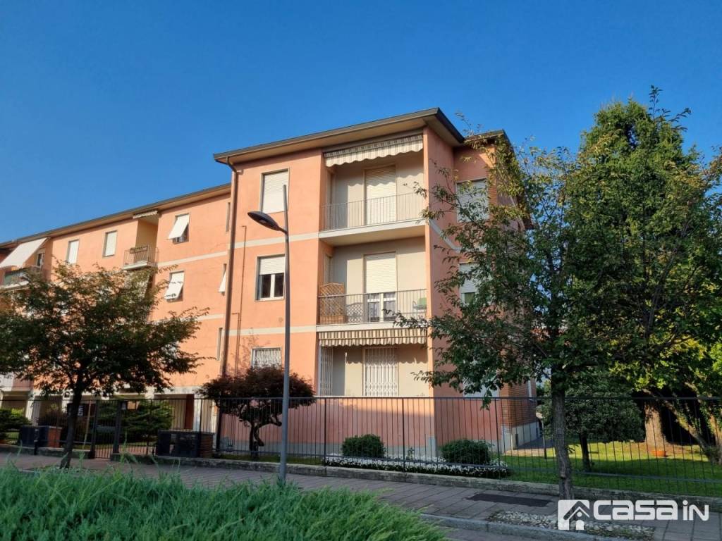 Appartamento in vendita a Capriate San Gervasio via XXV aprile