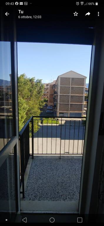 Appartamento in in vendita da privato a Reggio di Calabria via Sbarre Inf. Ina Casa Gruppo a Valle, 49