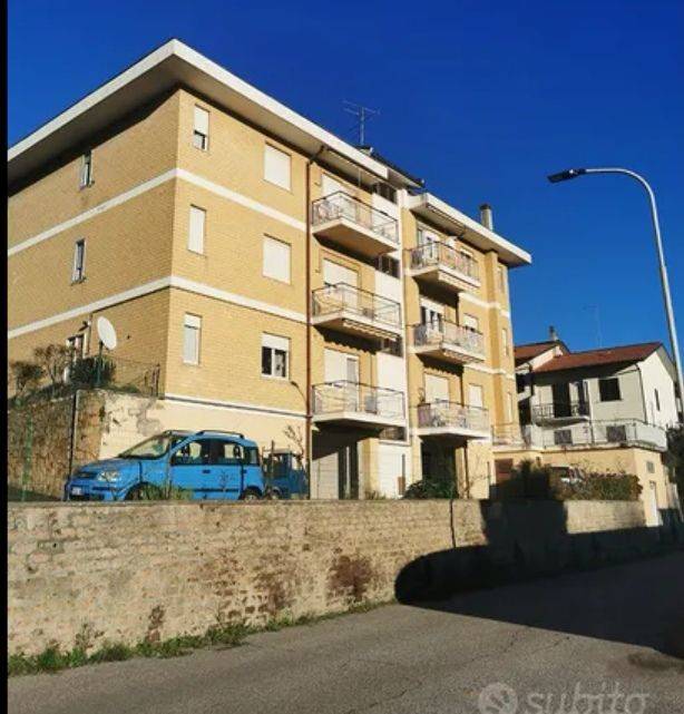 Appartamento in in vendita da privato a Bagnoregio via Mantes la Jolie