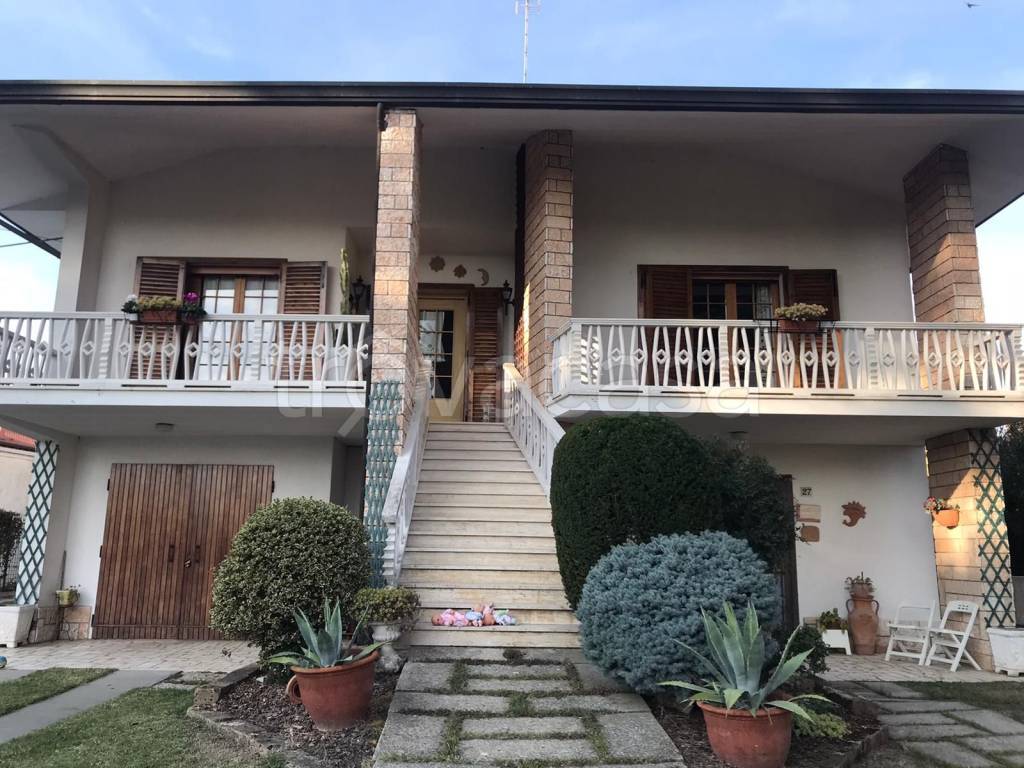 Villa in in vendita da privato a Copparo via Eros Bolognesi, 25