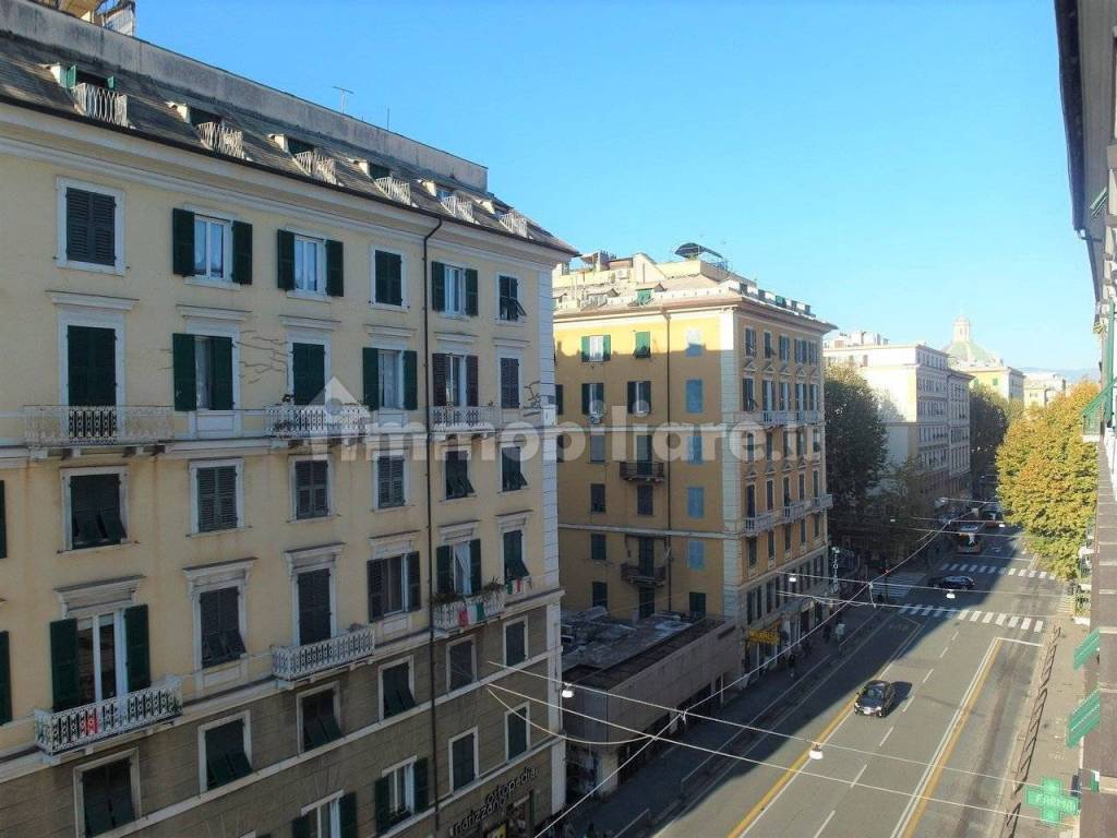 Appartamento in vendita a Genova corso Buenos Aires