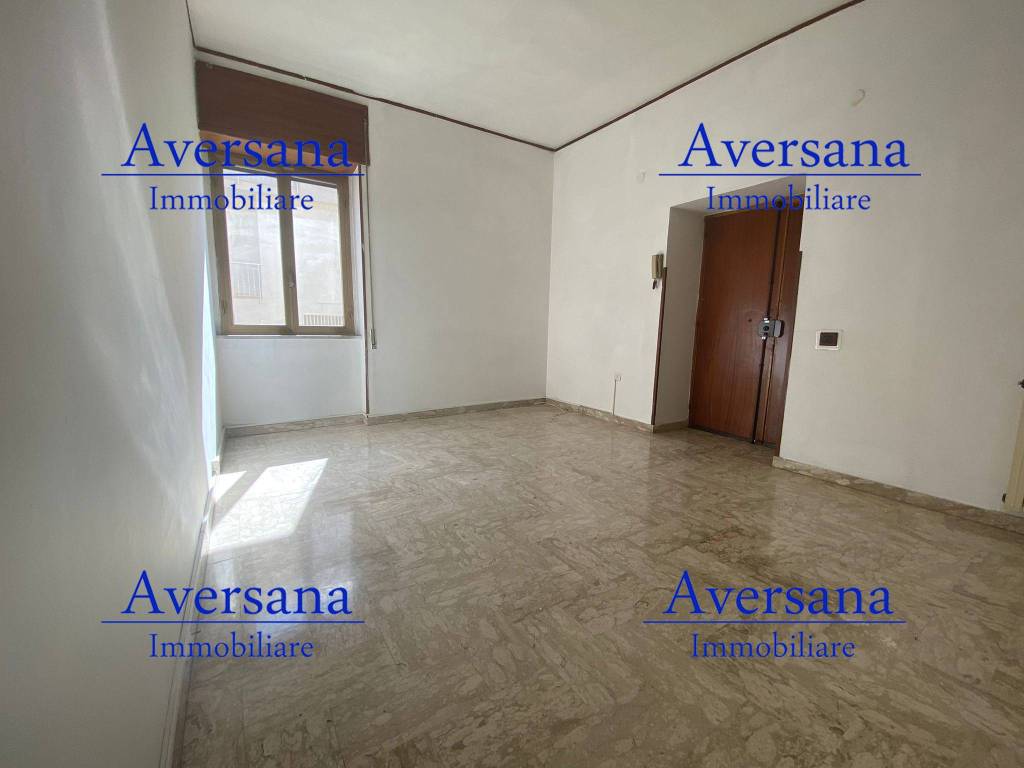 Appartamento in vendita a Parete via Arco Sant'Antonio, 274