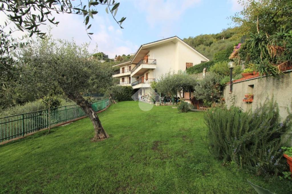 Villa a Schiera in vendita a Leivi via delle Mimose, 8