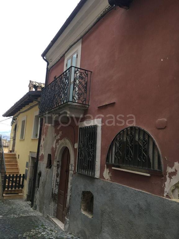 Appartamento in in vendita da privato a Pettorano sul Gizio largo Cicone