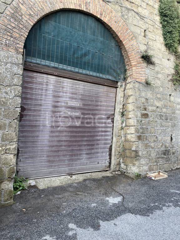Garage in vendita a Riano via Vittorio Veneto, 4