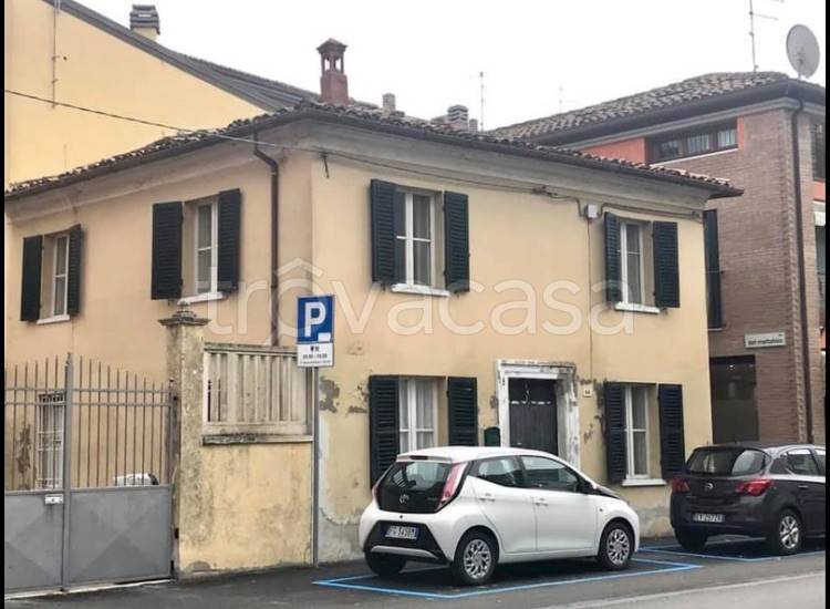 Casa Indipendente in in vendita da privato a Pesaro via Mastro Giorgio, 46