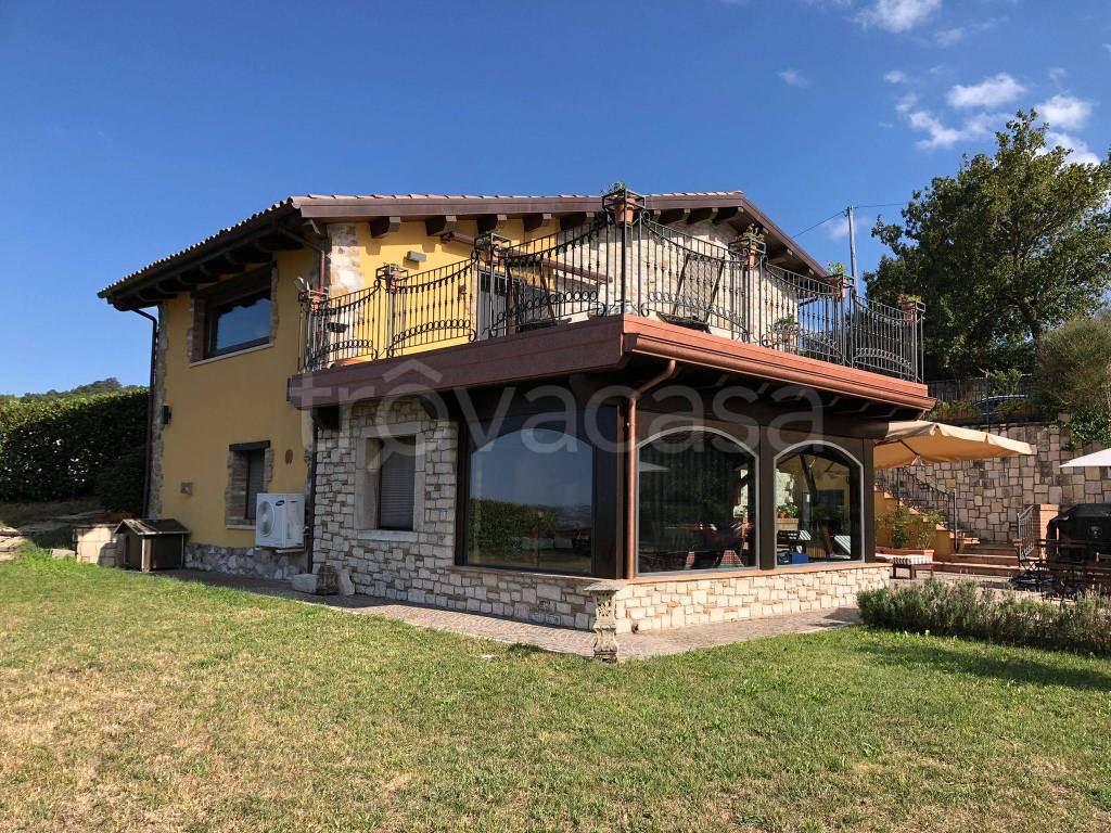 Villa in vendita a Guardiaregia fornelle