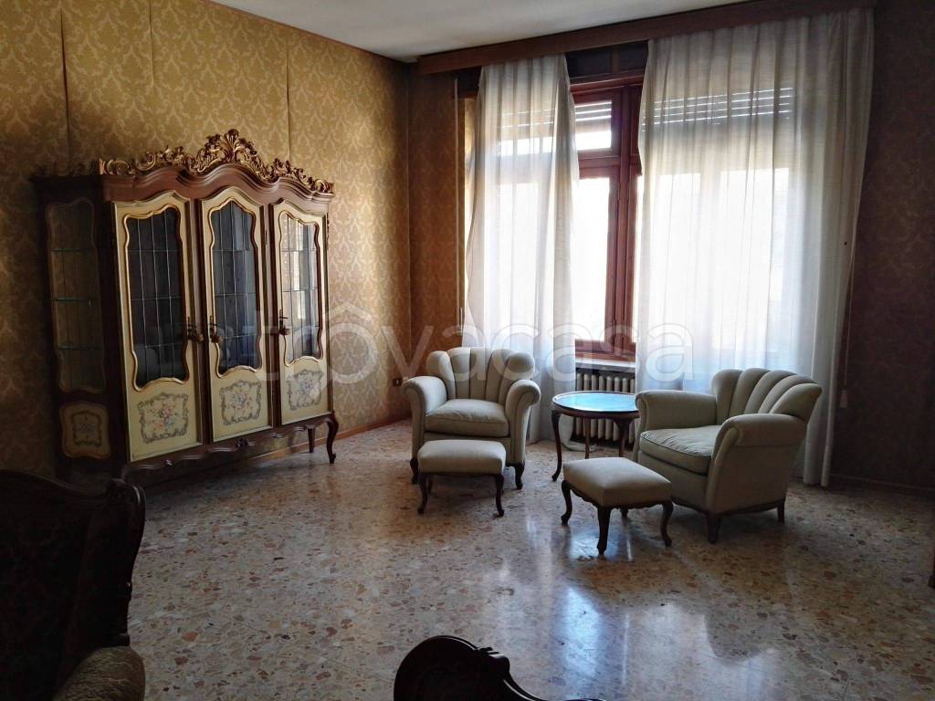 Appartamento in in vendita da privato a Robbio viale Antonio Gramsci, 3