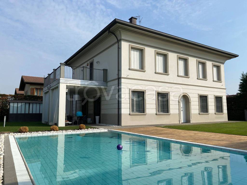 Villa in in vendita da privato a Martinengo via Albero degli Zoccoli, 1