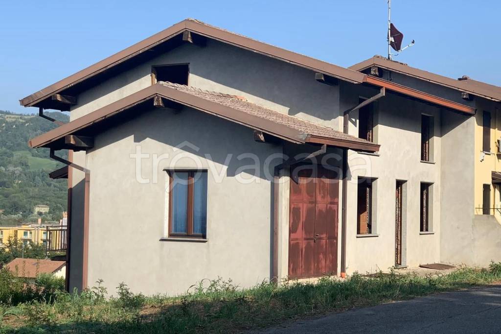Villa in in vendita da privato a Godiasco Salice Terme viale degli Ibiscus