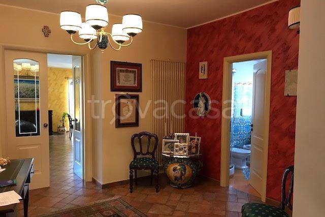 Appartamento in in vendita da privato ad Acri piazza Vincenzo Sprovieri, 6