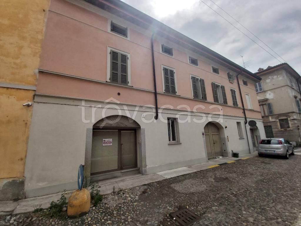 Appartamento in vendita a Cremona via Ettore Sacchi