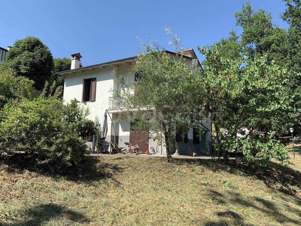Casa Indipendente in in vendita da privato a Vergato via Molino Serra, 171
