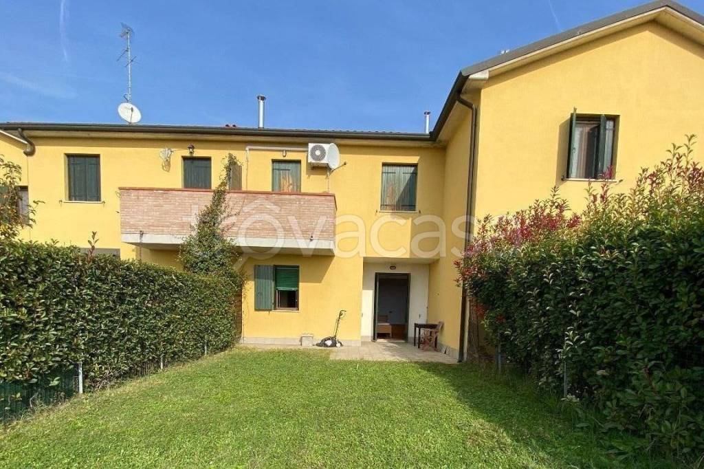 Appartamento in in vendita da privato a Ferrara via Antonio e Nicolò Beccari, 33D