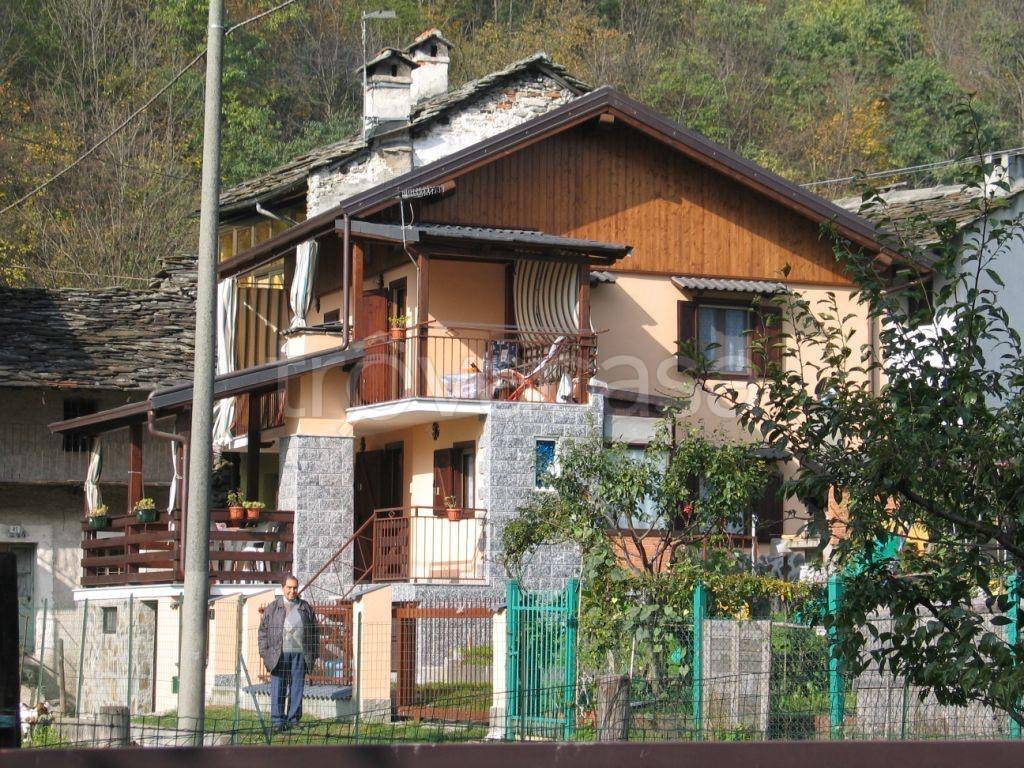 Villa in in vendita da privato a Sparone via Fontana
