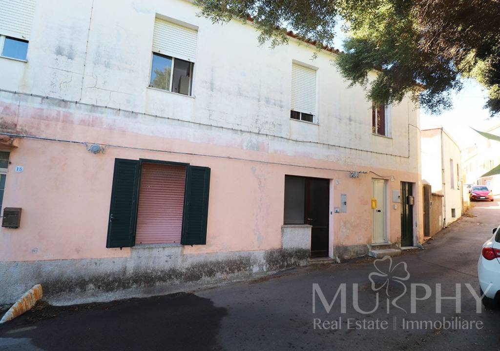 Casa Indipendente in vendita a La Maddalena via Monte Sinai, 15