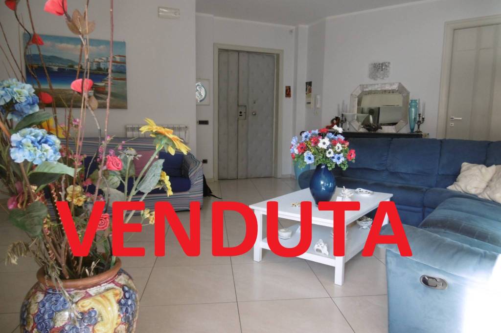 Appartamento in vendita ad Aversa via Domenico Perla, 10