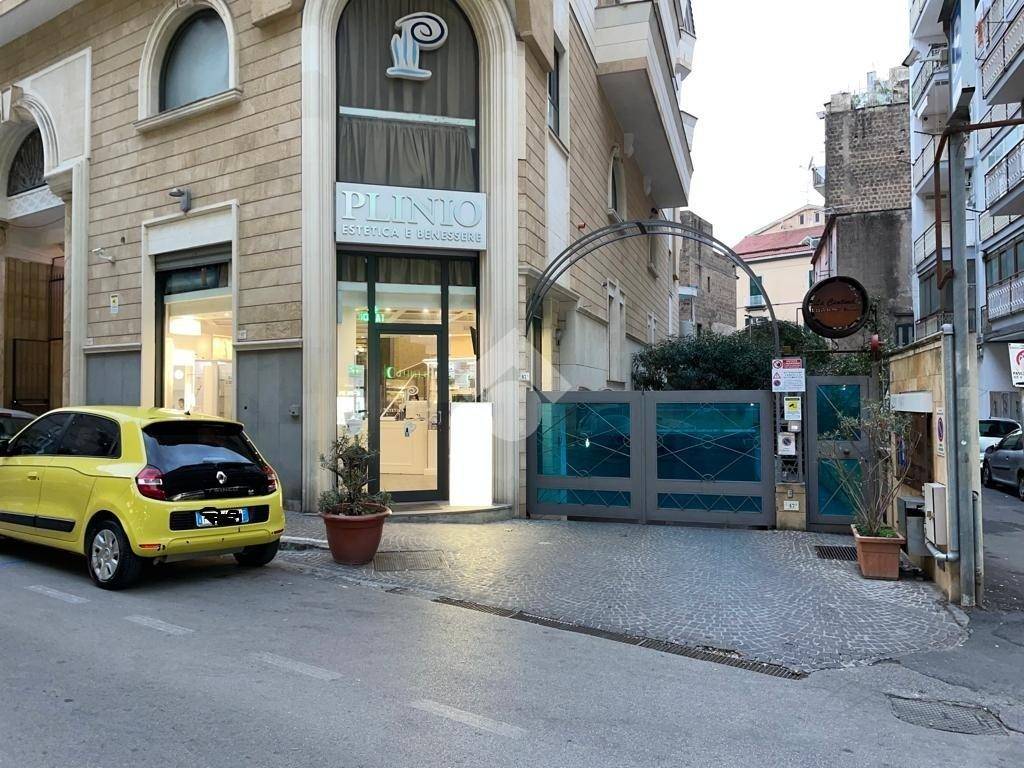 Garage in vendita a Castellammare di Stabia via Plinio il Vecchio, 47