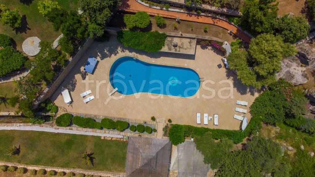 Villa in vendita ad Arzachena via La Rocca
