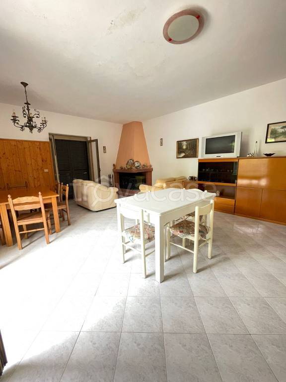 Appartamento in vendita a Somma Vesuviana via Santa Maria delle Grazie a Castello, 63