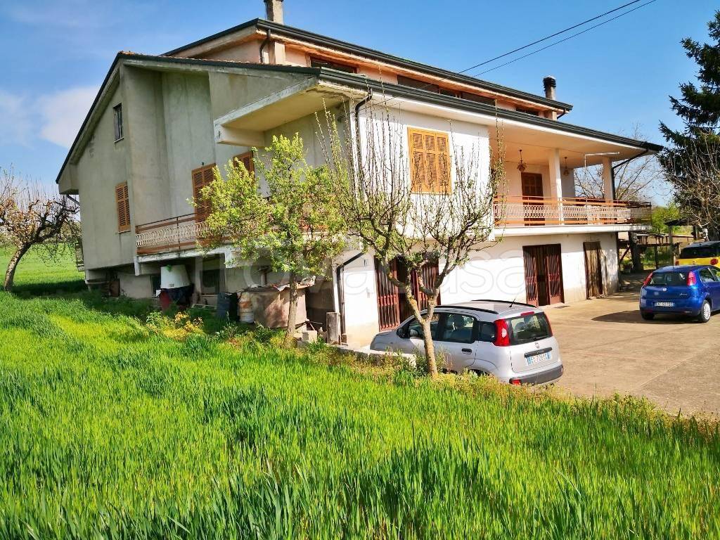 Casa Indipendente in vendita a Mirabella Eclano via renazza, 1