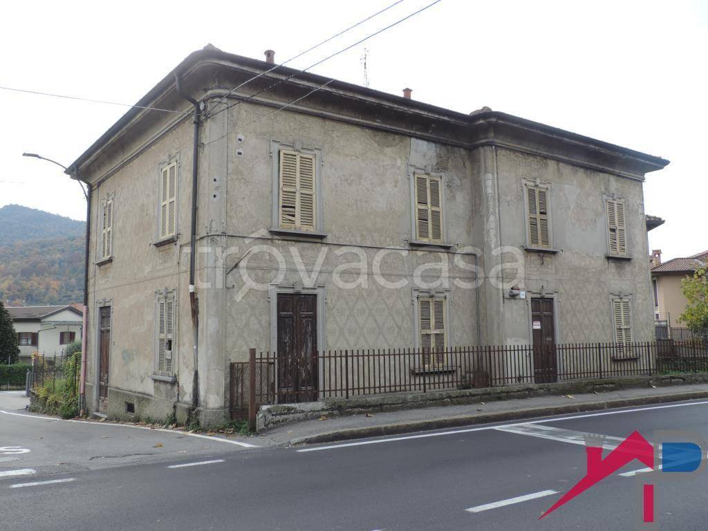 Casa Indipendente in vendita a Cisano Bergamasco