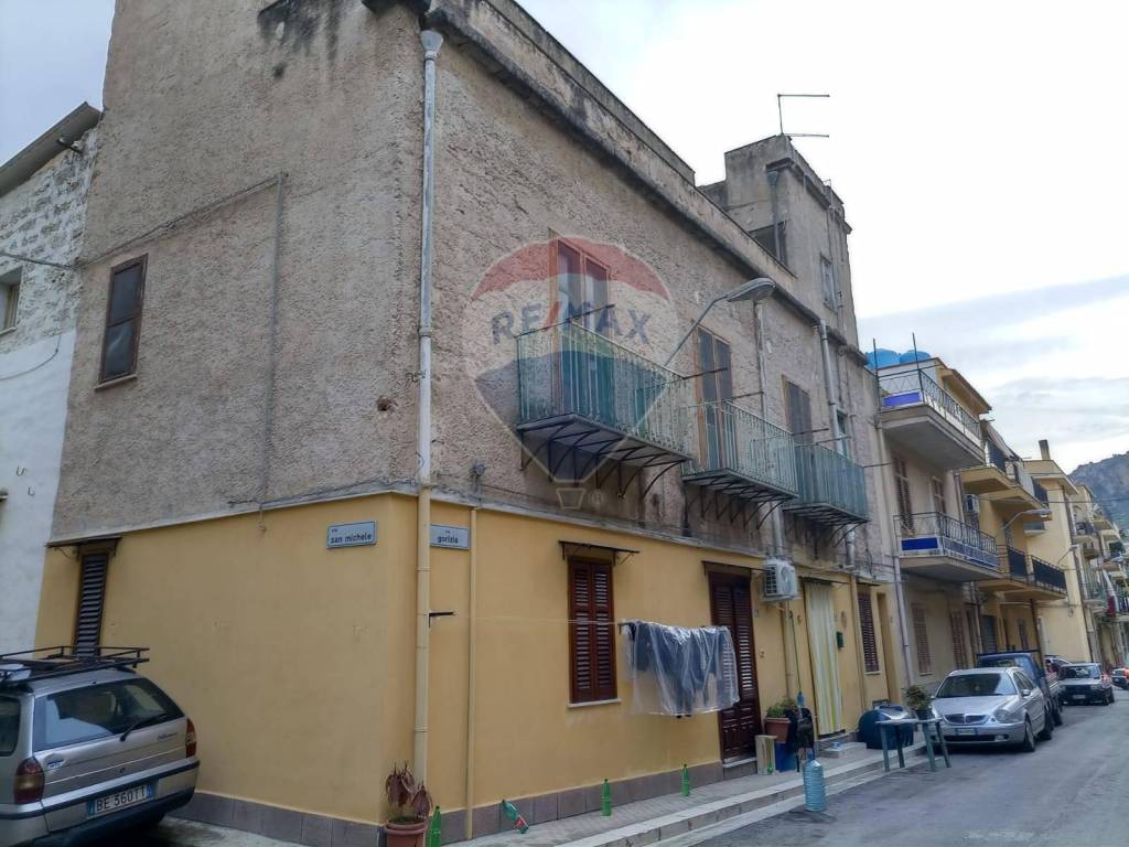 Casa Indipendente in vendita a Bagheria via gorizia, 83