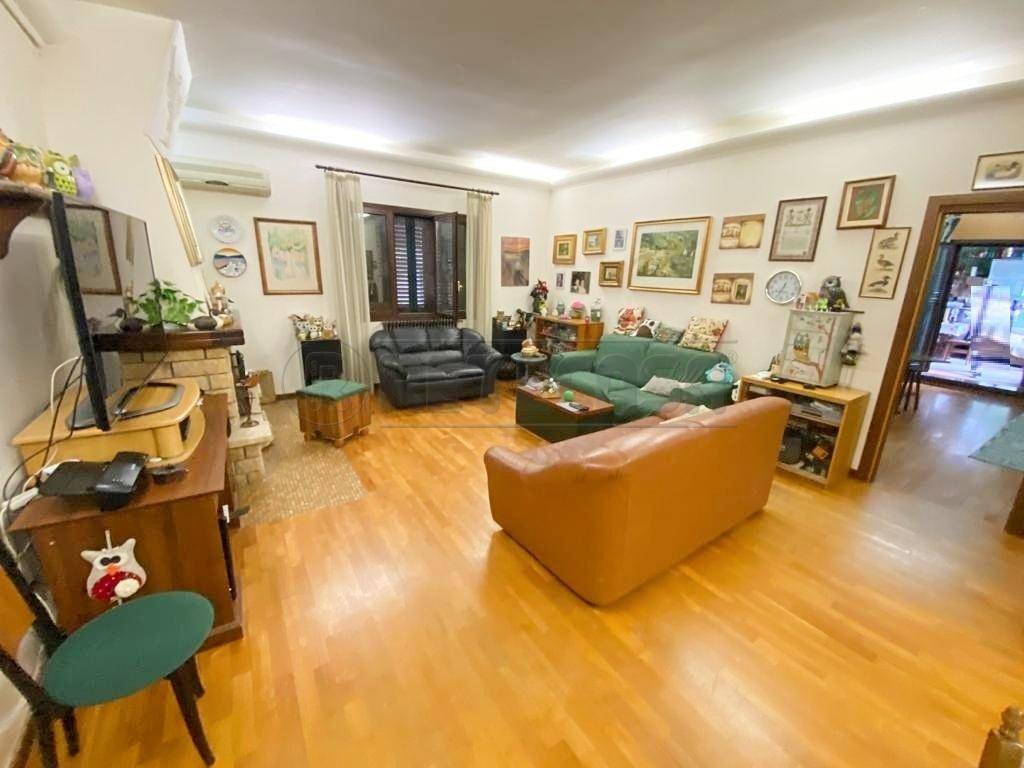 Villa in vendita a Siracusa traversa gebbiazza