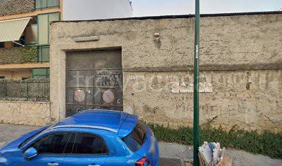 Capannone Industriale in vendita a Napoli via Cardinale Capecelatro