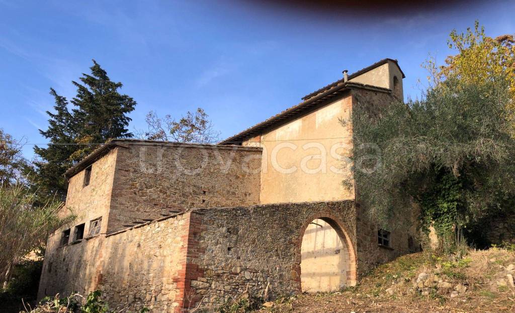 Colonica in in vendita da privato a Castellina in Chianti