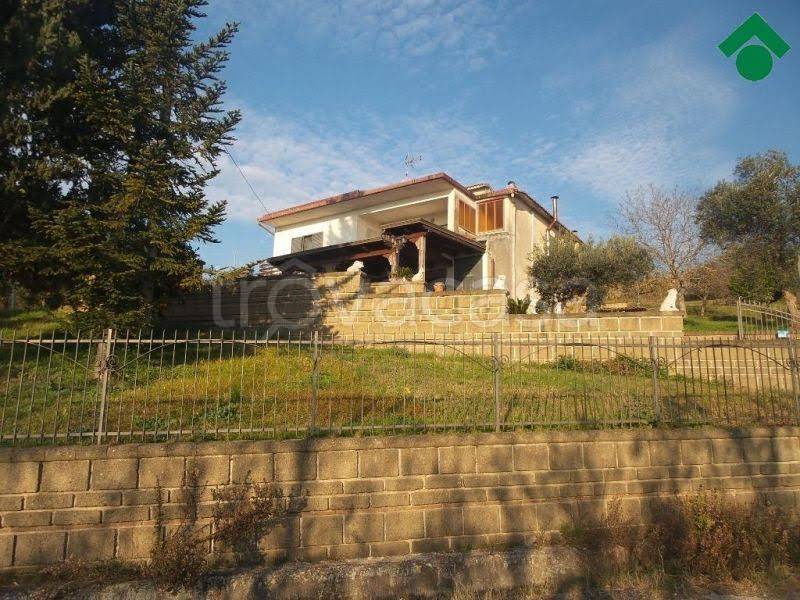 Villa in in vendita da privato a Frasso Telesino strada Rotabile Frasso Telesino Dugenta, 26