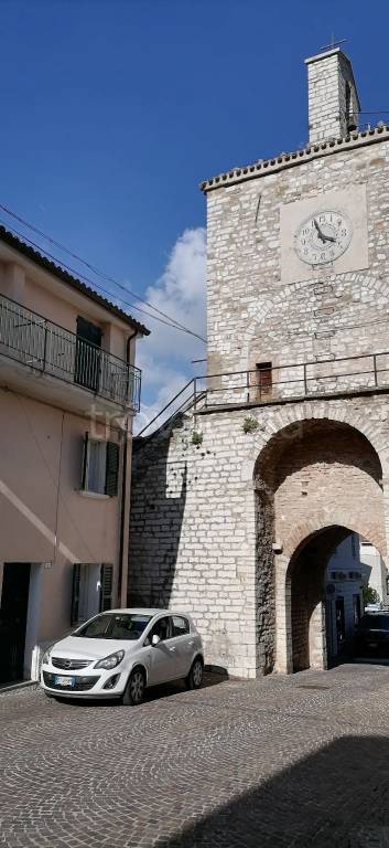 Casa Indipendente in in vendita da privato a Serra Sant'Abbondio corso Dante Alighieri, 2