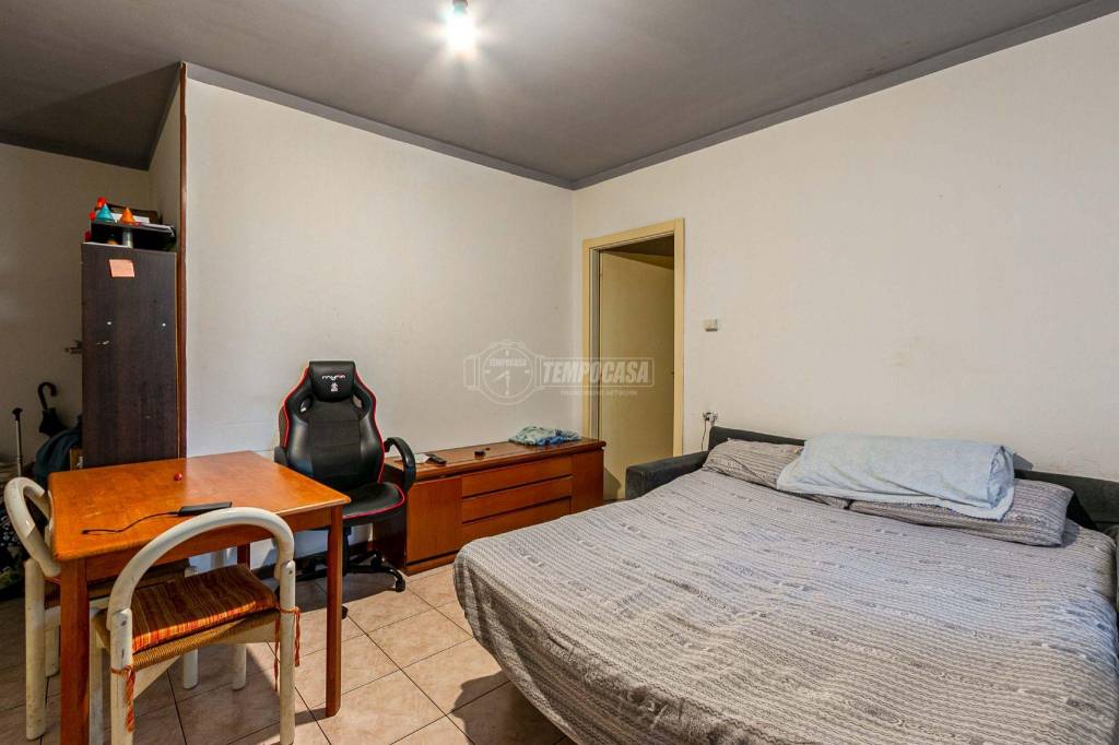 Appartamento in vendita a Cardano al Campo via Alessandro Volta 18