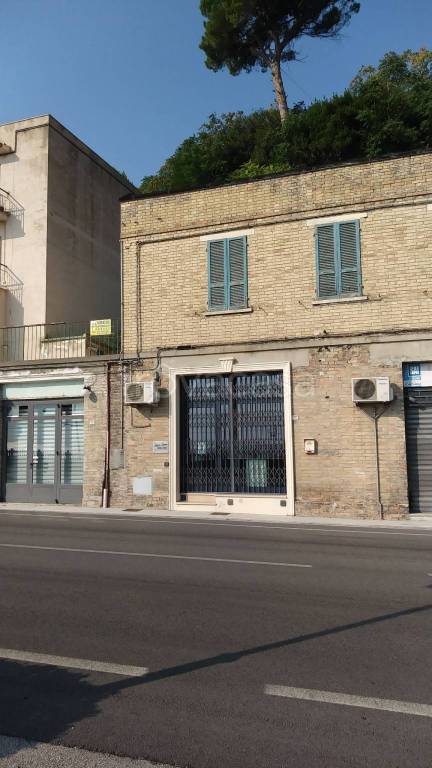 Ufficio in in vendita da privato a Pedaso via Alcide De Gasperi, 30
