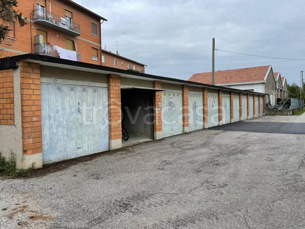 Garage in vendita a Cornate d'Adda via della Cooperazione