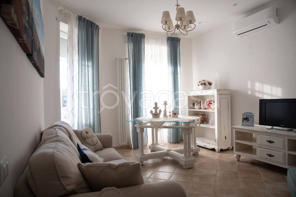Appartamento in in vendita da privato a Formia via San Pietro, 17